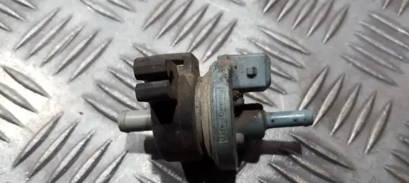 Valve vacuum