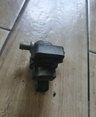 Mercedes-Benz SLK R170 Turbo solenoid valve 0004701693