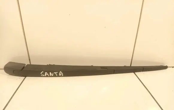 Hyundai Santa Fe Rear wiper blade arm 077514