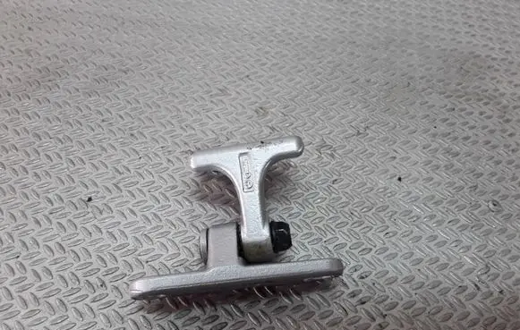 Rear door upper hinge