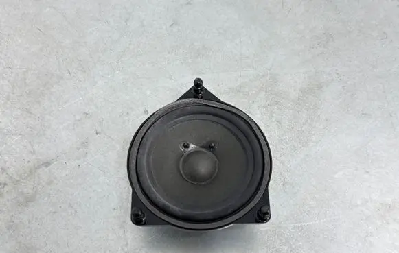 Mercedes-Benz C W205 Front door speaker A2228200202