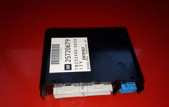 Cadillac SRX Comfort/convenience module 25720679 2324000050