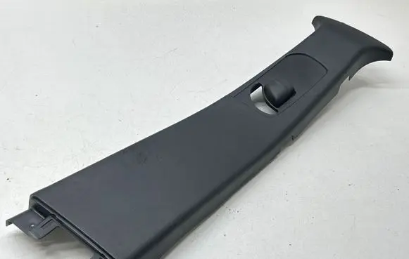 Dodge Durango III (B) pillar trim (top) 1GP92DX9AG 340551 7458940