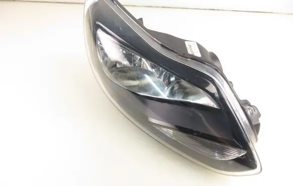 Ford Focus Headlight/headlamp BM5113W029RB