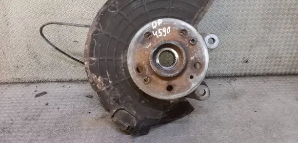 Mercedes-Benz ML W163 Front wheel hub spindle knuckle