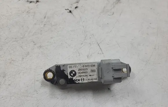 BMW 3 E46 Airbag deployment crash/impact sensor 6911038