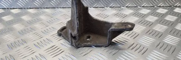 Volkswagen PASSAT B3 Power steering pump mounting bracket 027145531