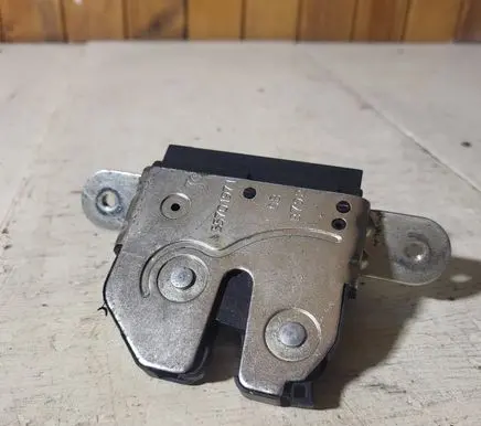 Fiat Punto (188) Tailgate/trunk/boot lock/catch/latch 55701971 B792
