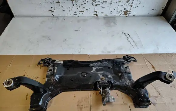 Ford Focus Front axle beam 