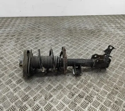 Mercedes-Benz GLA W156 Front shock absorber/damper A1563205113