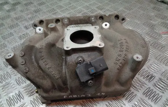Skoda Fabia Mk1 (6Y) Intake manifold 36718890