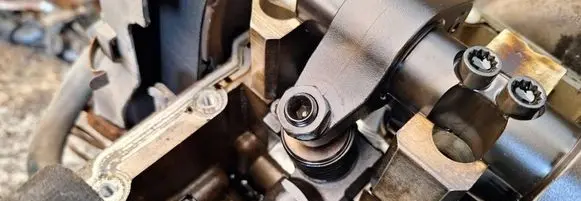 Fuel injector