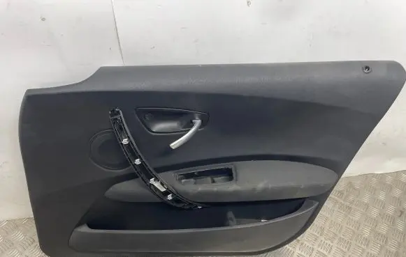 BMW 1 E81 E87 Front door card panel trim 7133298 10628510