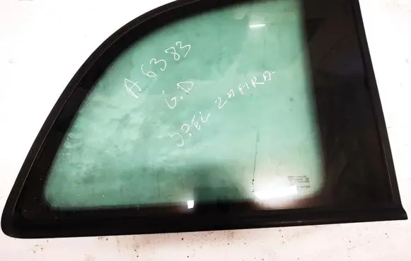 Opel Zafira A Rear side window