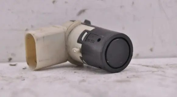Audi A6 S6 C6 4F Parking PDC sensor 7H0919275B