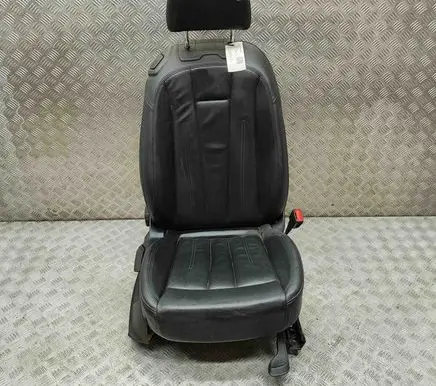 Audi A5 Front passenger seat 8W6881106D