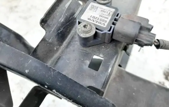 Volvo S40 Airbag deployment crash/impact sensor 8651201 8042a3