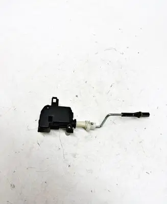 Volkswagen Jetta VI Fuel tank cap lock motor 1K5810773A 1K5959782