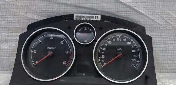 Opel Astra H Speedometer (instrument cluster) 13423836
