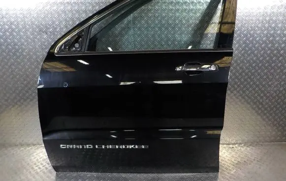 Jeep Grand Cherokee Front door