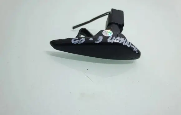 Mazda 6 Front fender indicator light