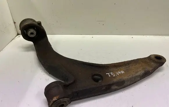 Volkswagen Transporter - Caravelle T5 Front lower control arm/wishbone