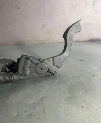 Ford Focus Accelerator throttle pedal 4M519F836AJ 0864162 6PV00864162