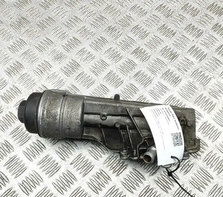 BMW 3 F30 F35 F31 Oil filter cover 7611968