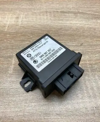 Volkswagen PASSAT B6 Light module LCM 5M0907357 5WK49172A