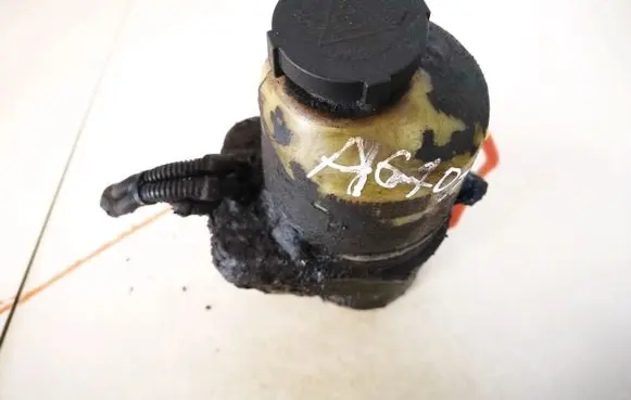 Opel Zafira A Power steering pump