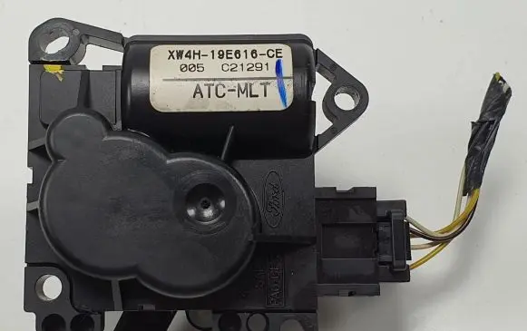 Jaguar S-Type A/C air flow flap actuator/motor XW4H-19E616-CE
