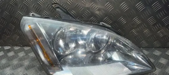 Ford Focus C-MAX Headlight/headlamp 20a4477