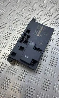 Mercedes-Benz E W211 Door control unit/module 2118707226