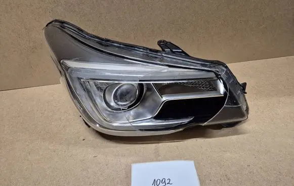 Subaru Forester SJ Headlight/headlamp 