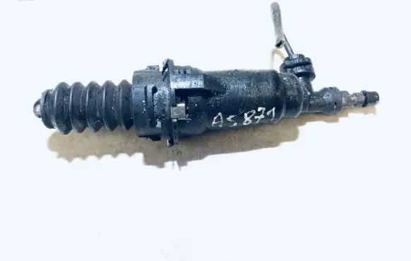 Peugeot 607 Clutch master cylinder