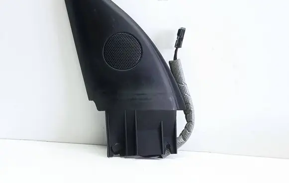 Volkswagen PASSAT B5 Front door high frequency speaker 3B0837985