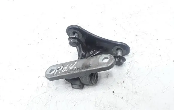 Mercedes-Benz ML W164 Front door upper hinge ISE1209