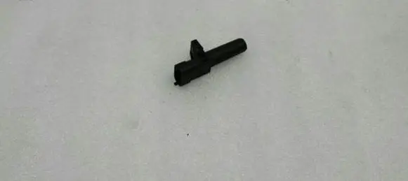Mercedes-Benz CLS C218 X218 Crankshaft position sensor A2761530128