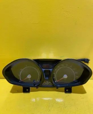 Speedometer (instrument cluster)