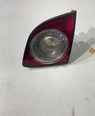 Tailgate rear/tail lights