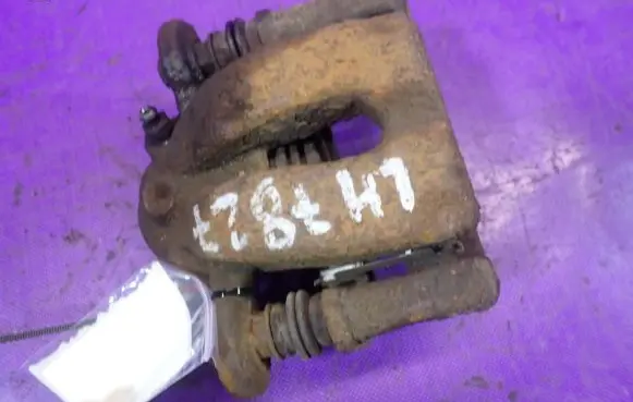 BMW 1 E81 E87 Rear brake caliper