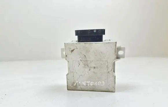 Toyota Corolla Verso AR10 Window wiper relay 150696 370185 300406N