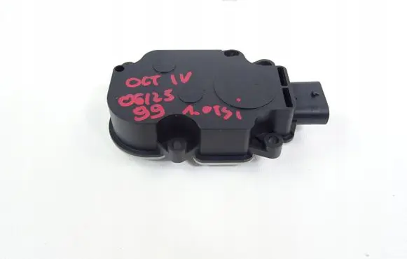 Skoda Octavia Mk4 Radiator active air flap actuator 95B965501AA