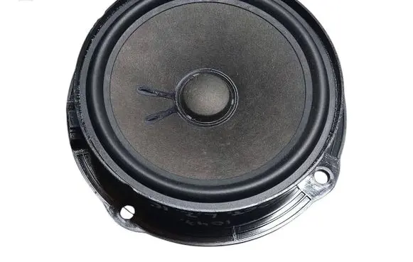 Skoda Octavia Mk3 (5E) Rear door speaker 5E0035411C