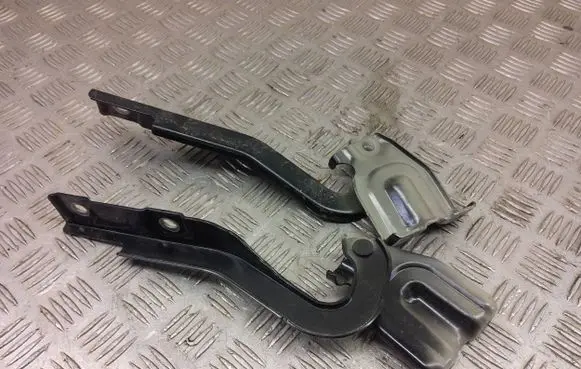 Suzuki SX4 S-Cross Engine bonnet/hood hinges