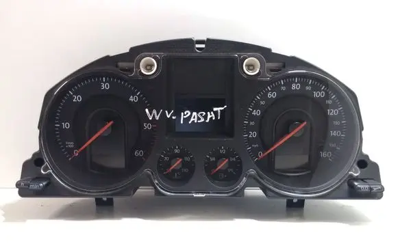 Volkswagen PASSAT B6 Speedometer (instrument cluster) 3C0920960N