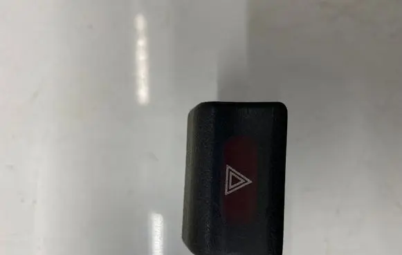 Nissan Micra Hazard light switch