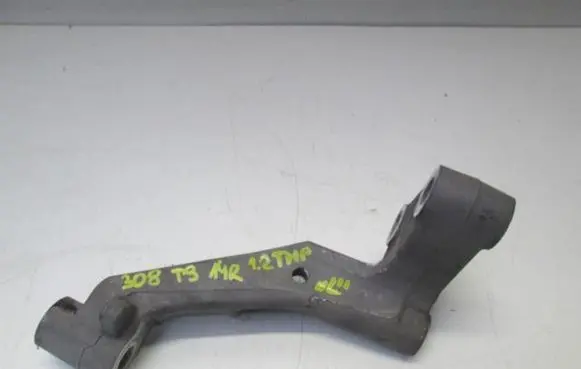 Peugeot 308 Engine mounting bracket