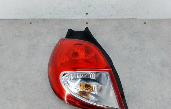 Renault Clio III Rear/tail lights