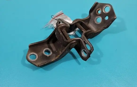 Front door hinge set